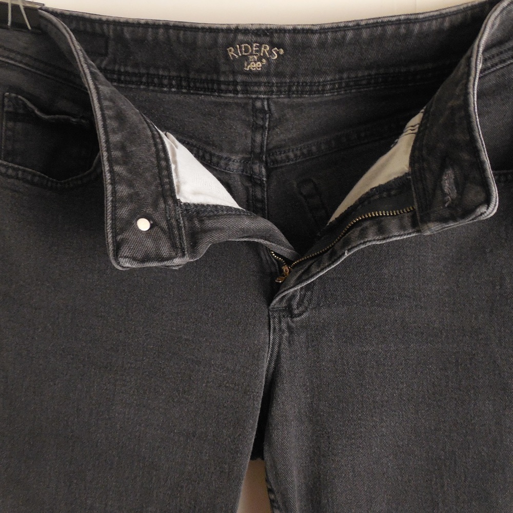 5105....Riders by Lee Straight Leg Jeans Size 16P - Picture 4 of 5